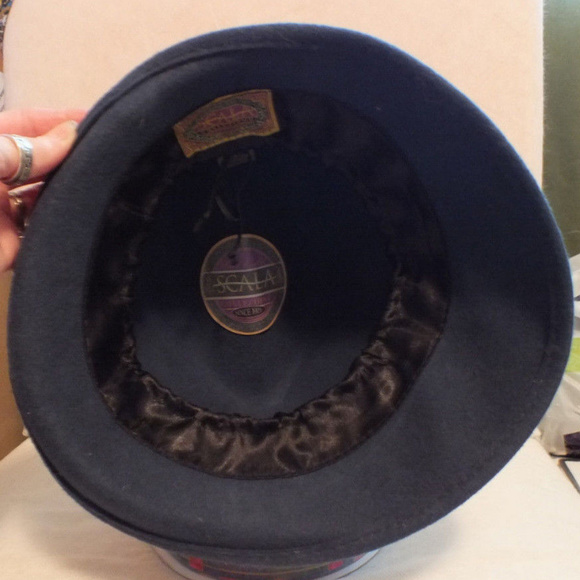 Scala Collection 100% Wool Dark Blue Hand Stitched - Picture 4 of 6